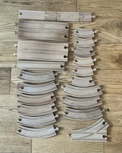 Pieces wooden train - 25, track