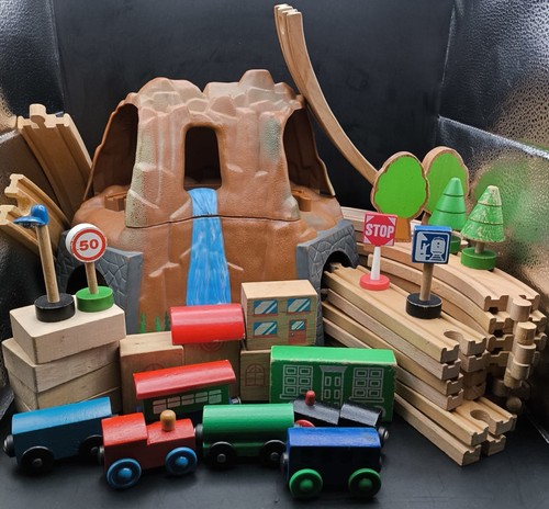 Large wooden railway - large,