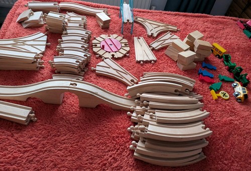 Large amount wooden train - of,