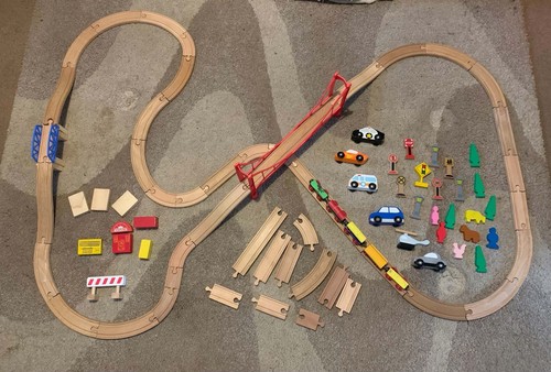Wooden train track - wooden,