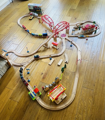 Wooden train track bridges - wooden,