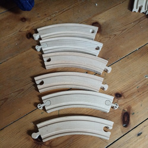 Wooden curved train - wooden,