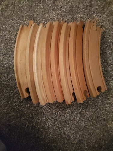 Curved wooden train track - curved,