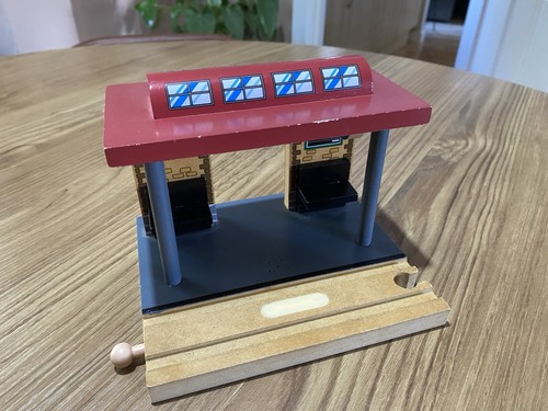 Wooden train track battery - wooden,
