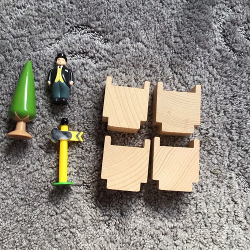 Wooden train track accessories - train,
