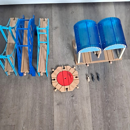 Wooden train track accessories - train,